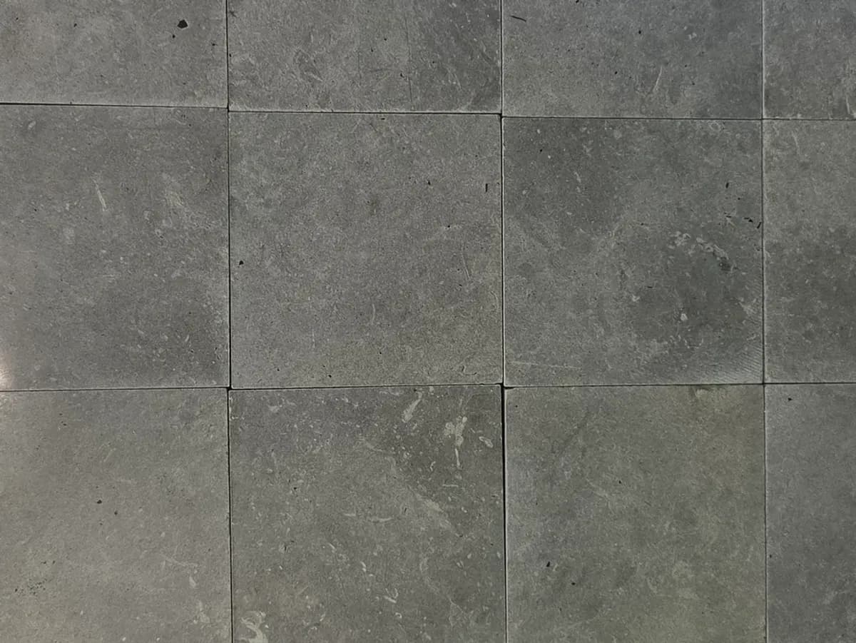 Montravel Mirror — Montravel with Mirror finish, Moroccan natural stone texture