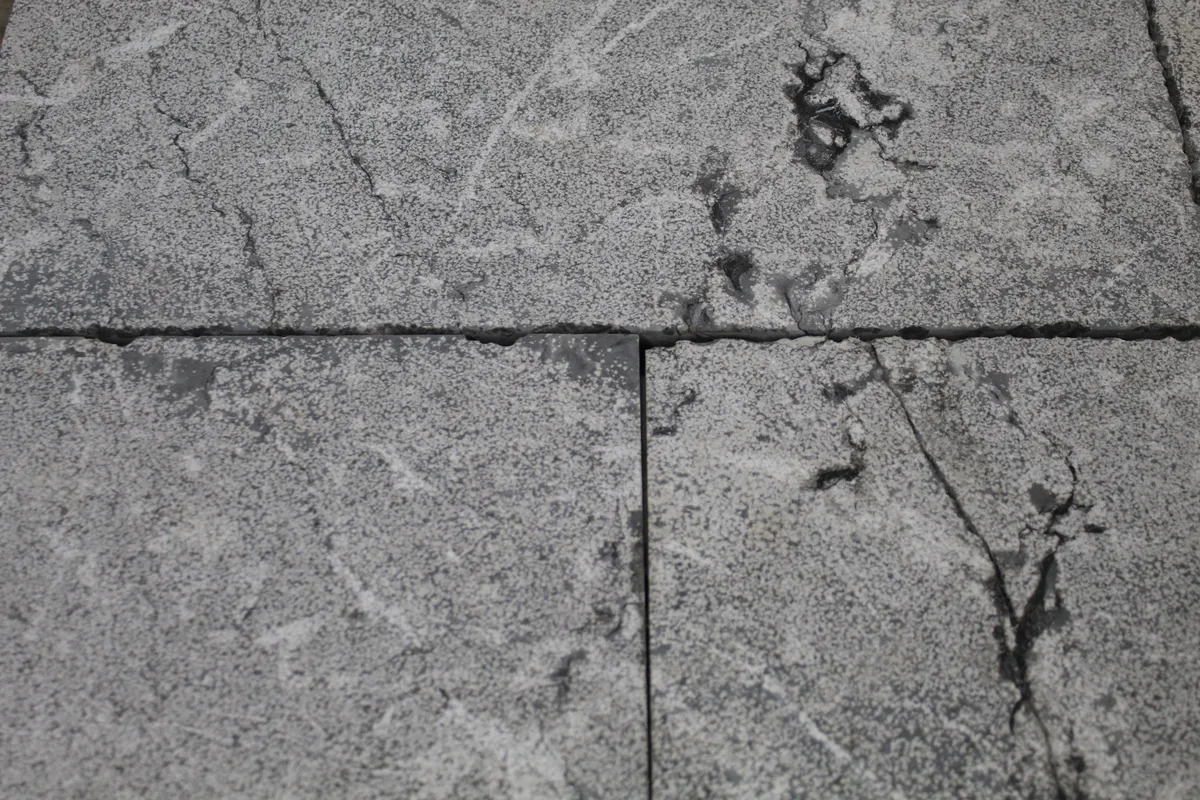 Montain Grey Castle — Montain Grey with Castle finish, Moroccan natural stone texture