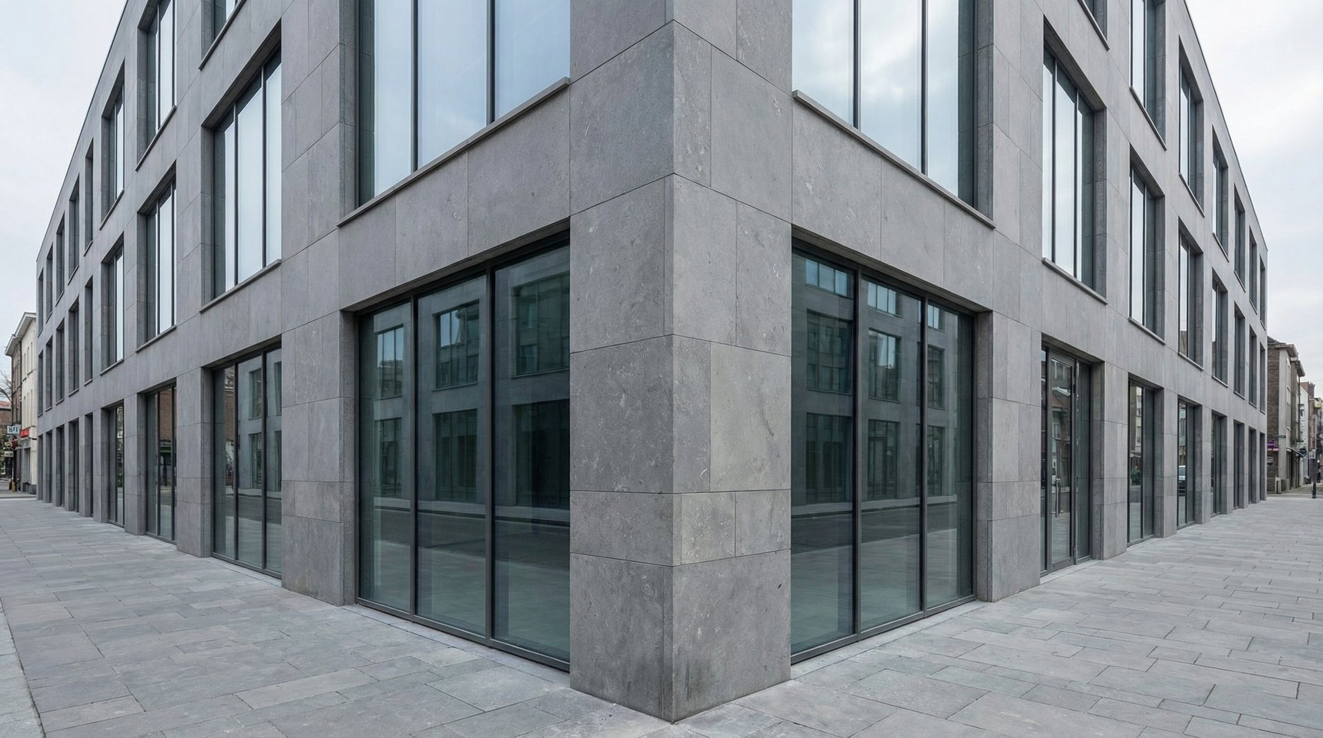 Montravel Honed — view 7